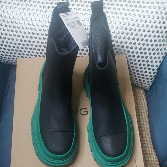 Black and Green Chunky Bottega Like  Rubber Women's Boots - Picture 1 of 7